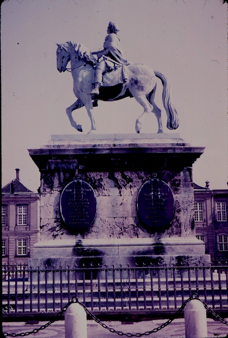 030_koeniglicher_neumarkt_.jpg