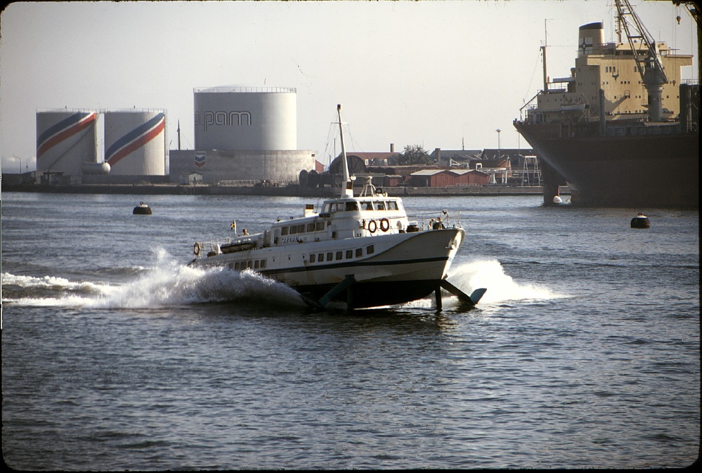 067_am_hafen.jpg