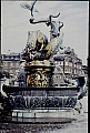 015_brunnen_auf_dem_rathausplatz.jpg